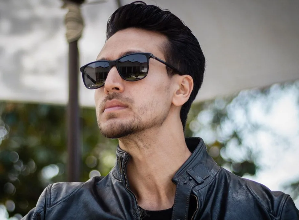 Tiger Shroff Net Worth 251 Crore? ! जानिए उनकी कमाई के सोर्स, प्रॉपर्टी और लग्ज़री लाइफस्टाइल 4 tigher shroff net worth